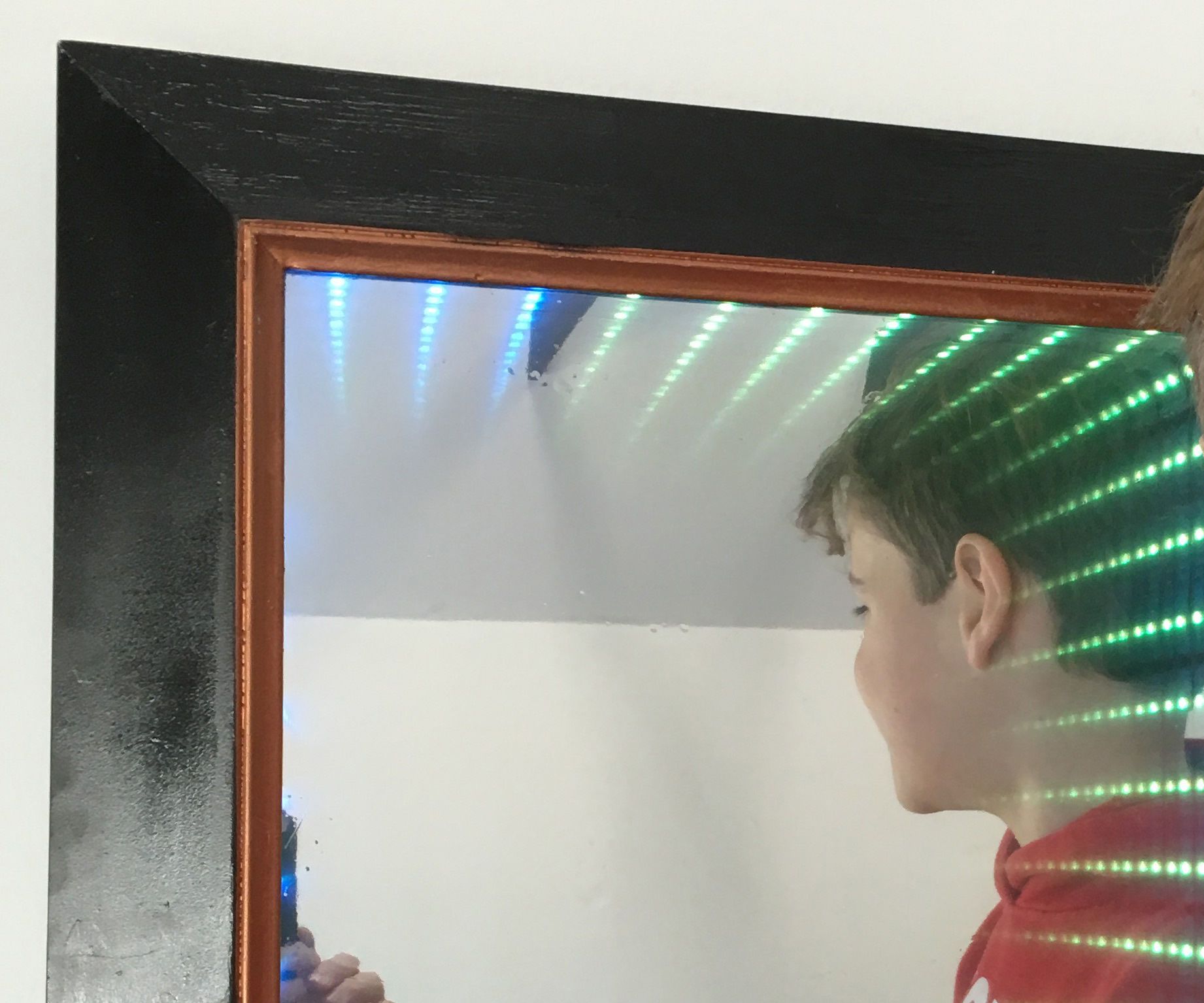 Kids Can Make Infinity Mirrors Too! 