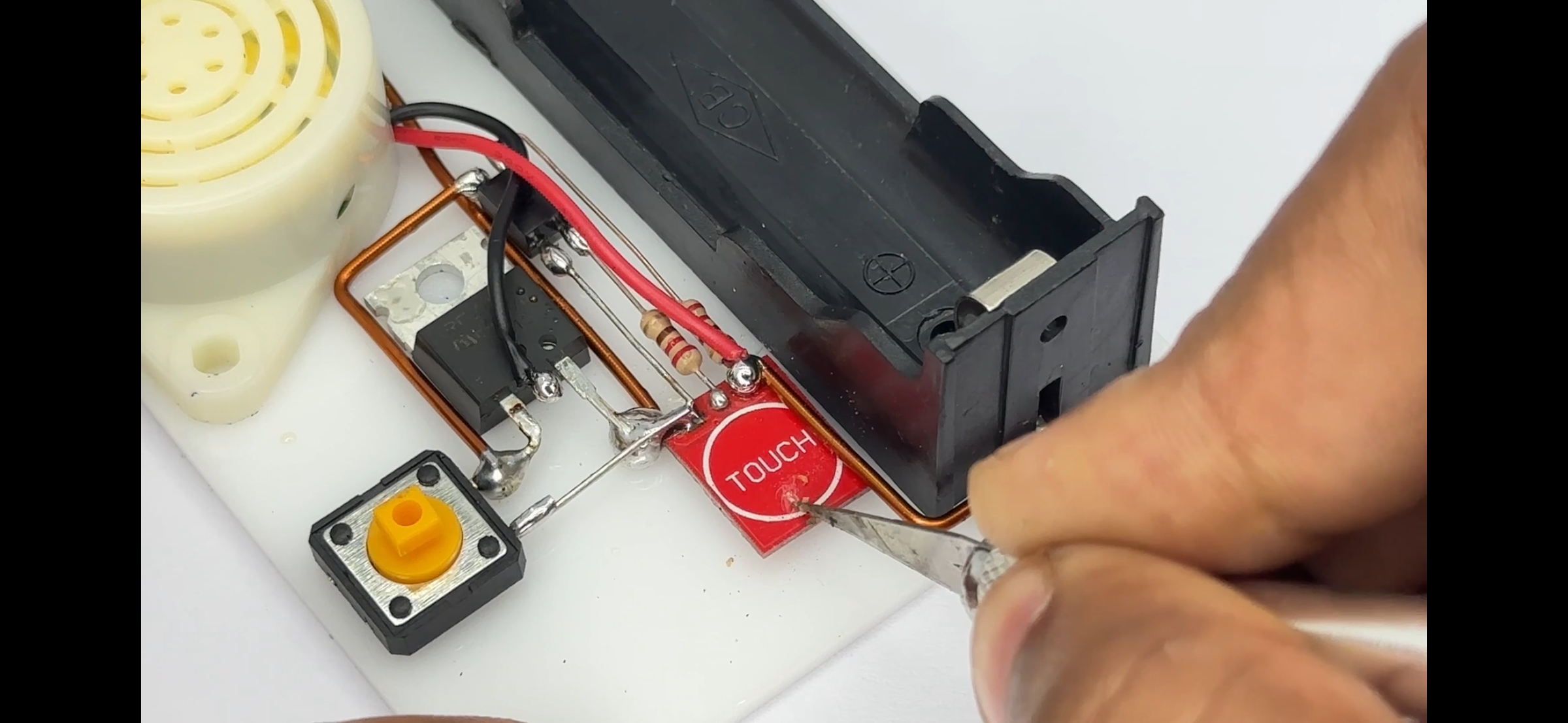 Invisible Touch Alarm System for Doors : 12 Steps (with Pictures ...