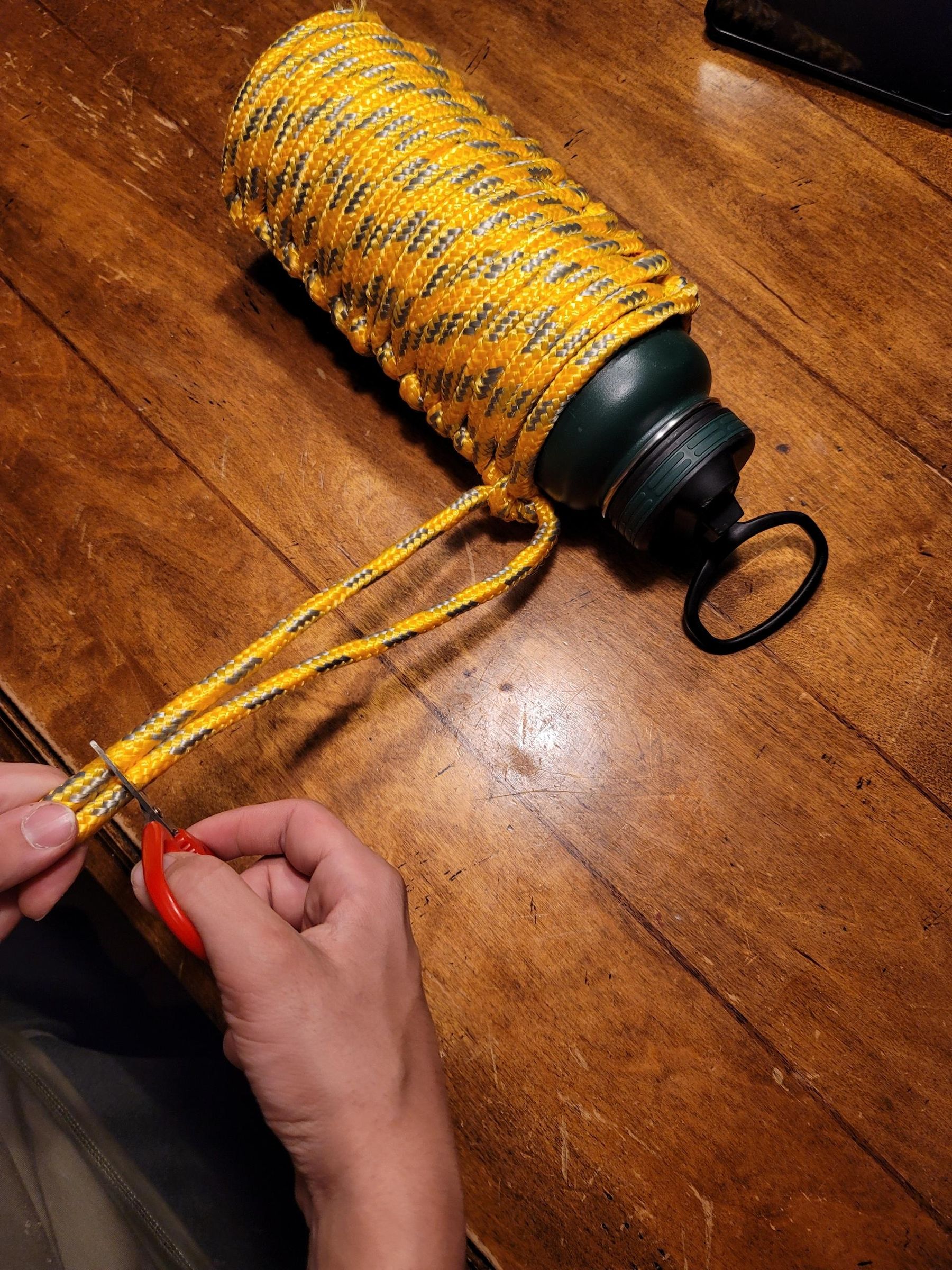6 Step Water Bottle Rope Wrap : 7 Steps (with Pictures) - Instructables