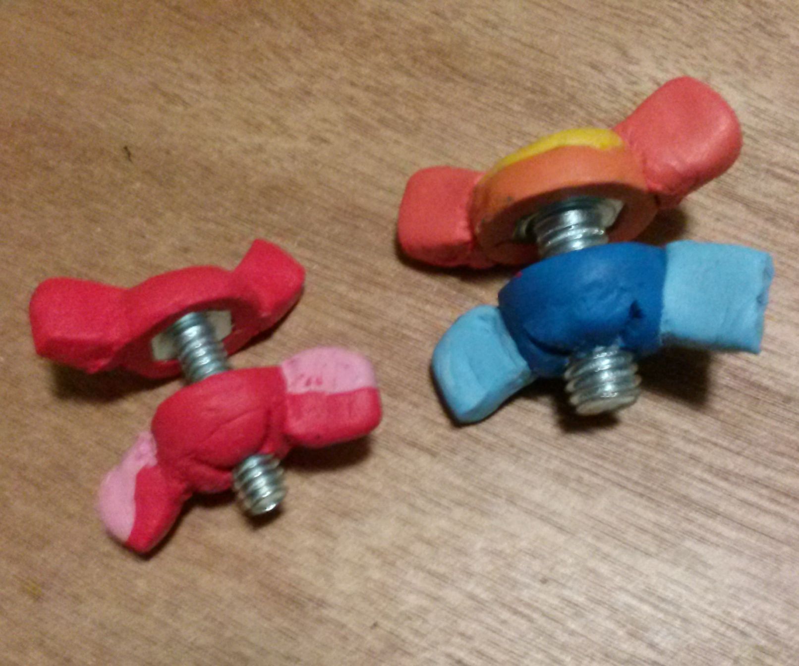Sugru Self-Locking Wingnuts and Wingbolts