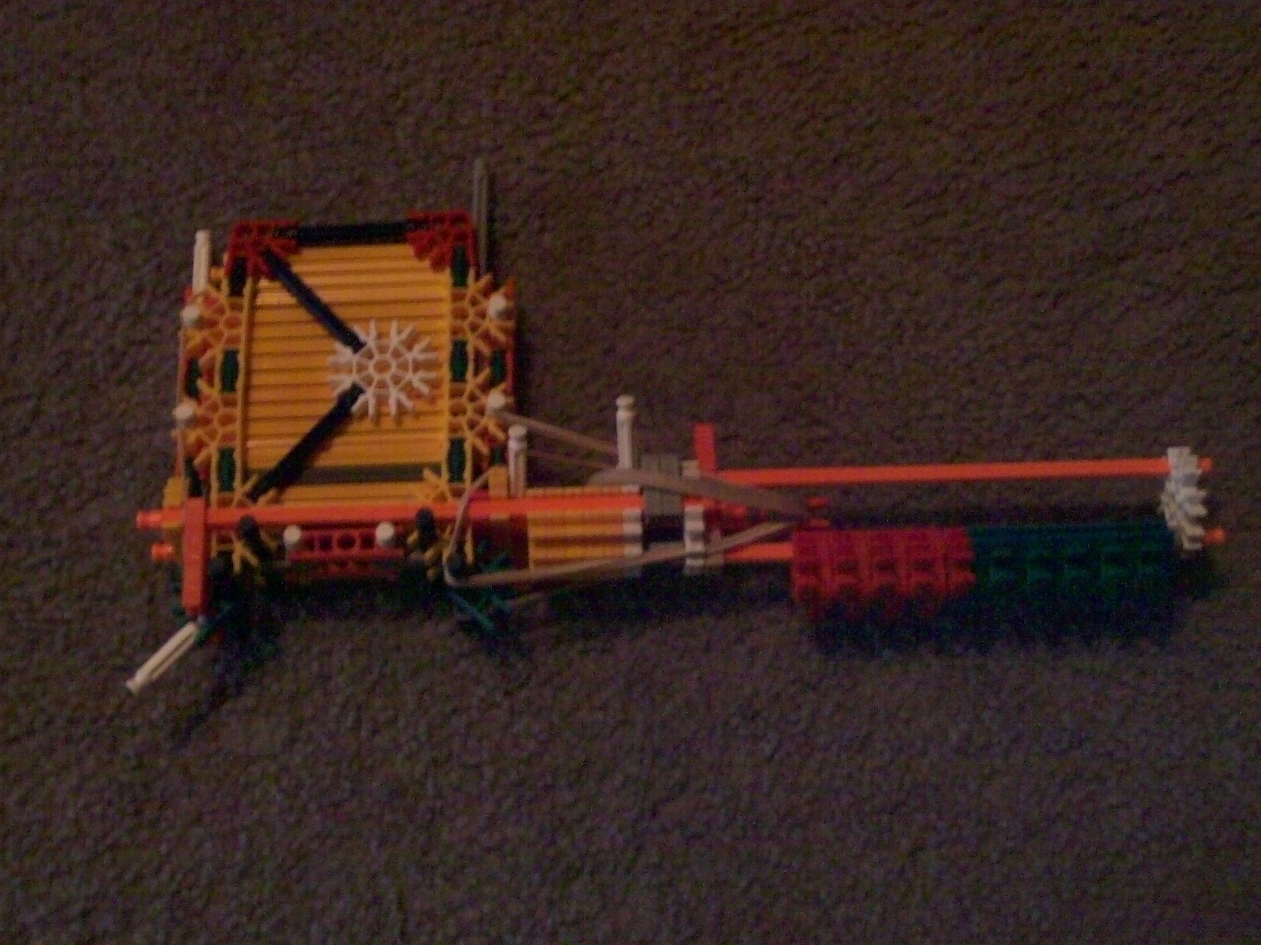 Knex Auto Loading Gun With Magazine.