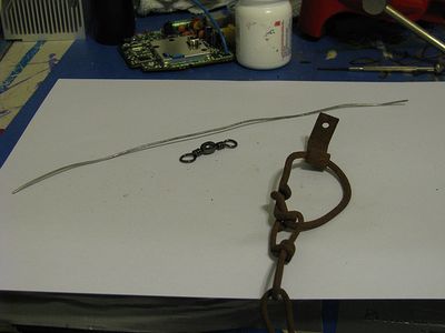Connecting the Swivel to the Trap Chain.