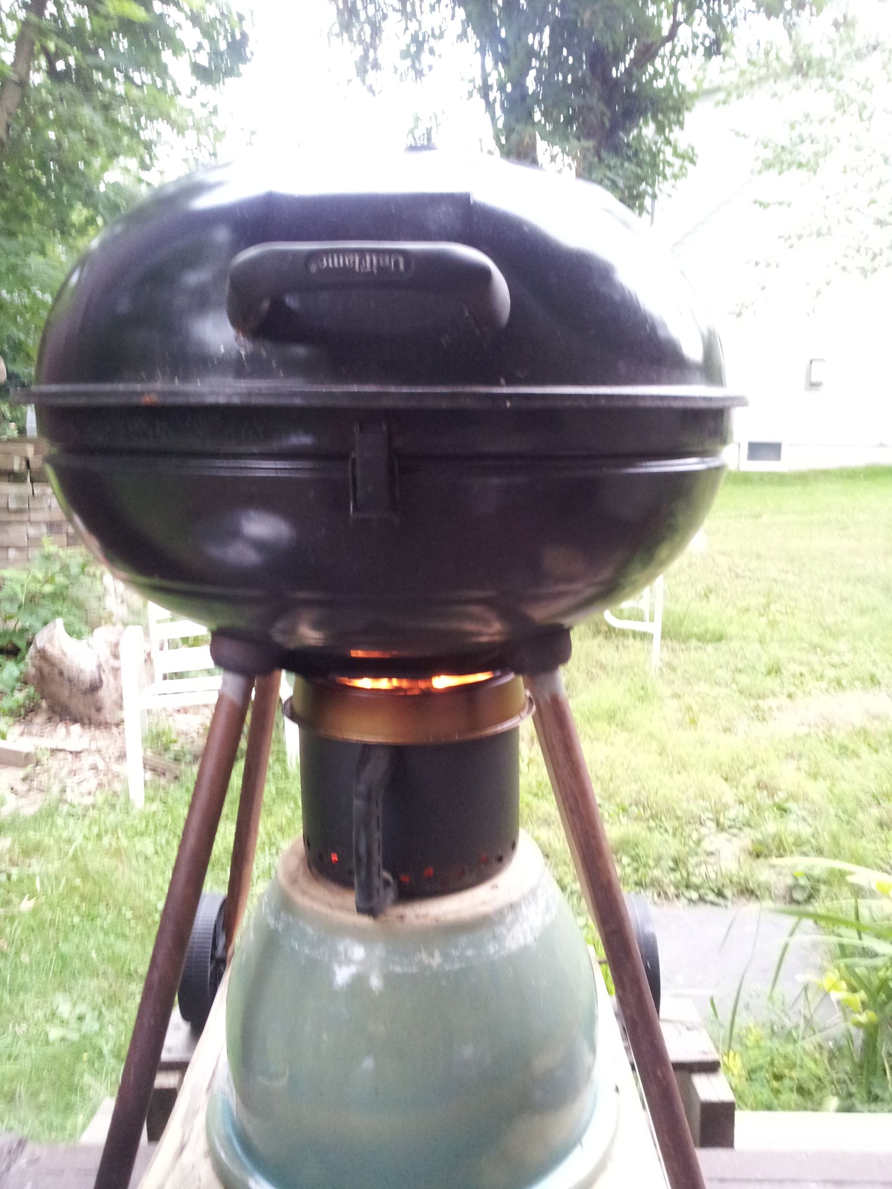 Midge Wood Gasifier Barbecue Grill.