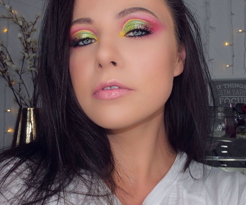 Dramatic Colourful Cut Crease