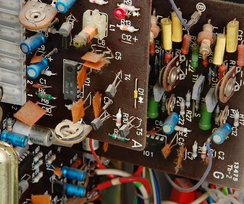The History and Evolution of Printed Circuit Boards (PCBs).