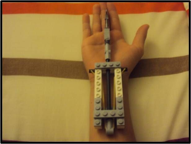 Lego Hidden Blade (like the One From Assassin's Creed)