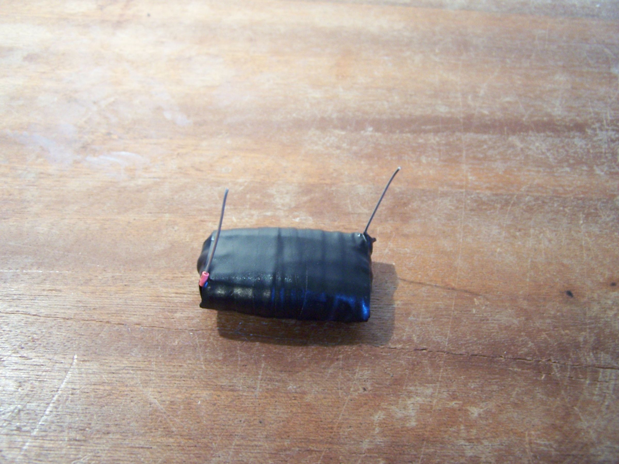 Making a 4.5 volt battery pack from a 9V battery