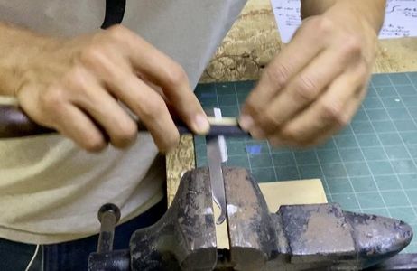 DIY Straight Razor From an Old Saw Blade : 6 Steps (with Pictures ...