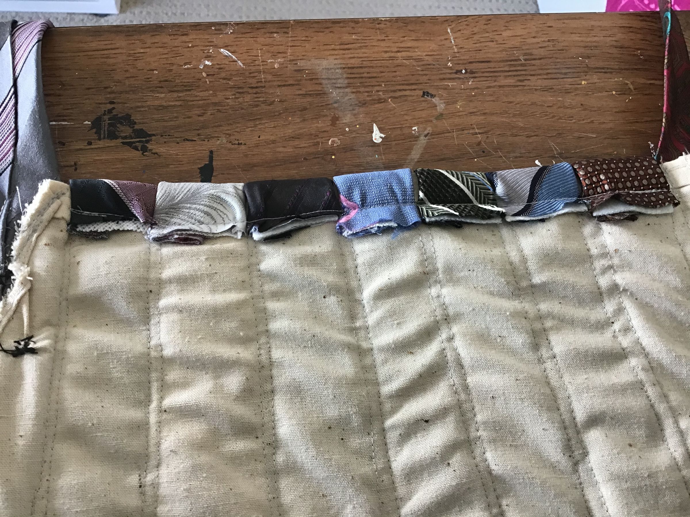 necktie apron pattern