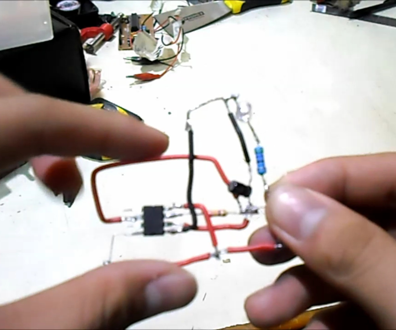 Fading LED Circuit Explanation