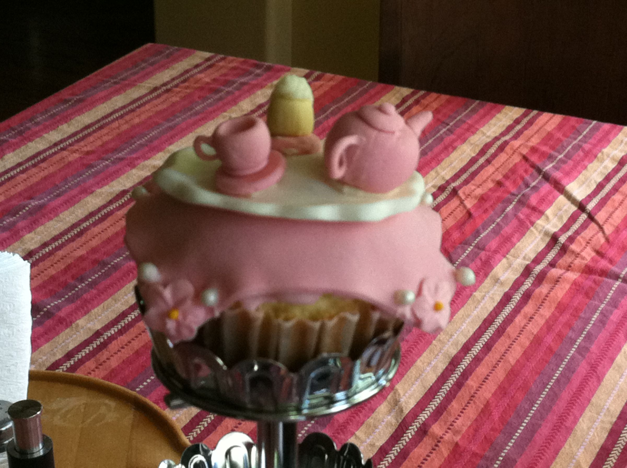 Tea Set Cupcake