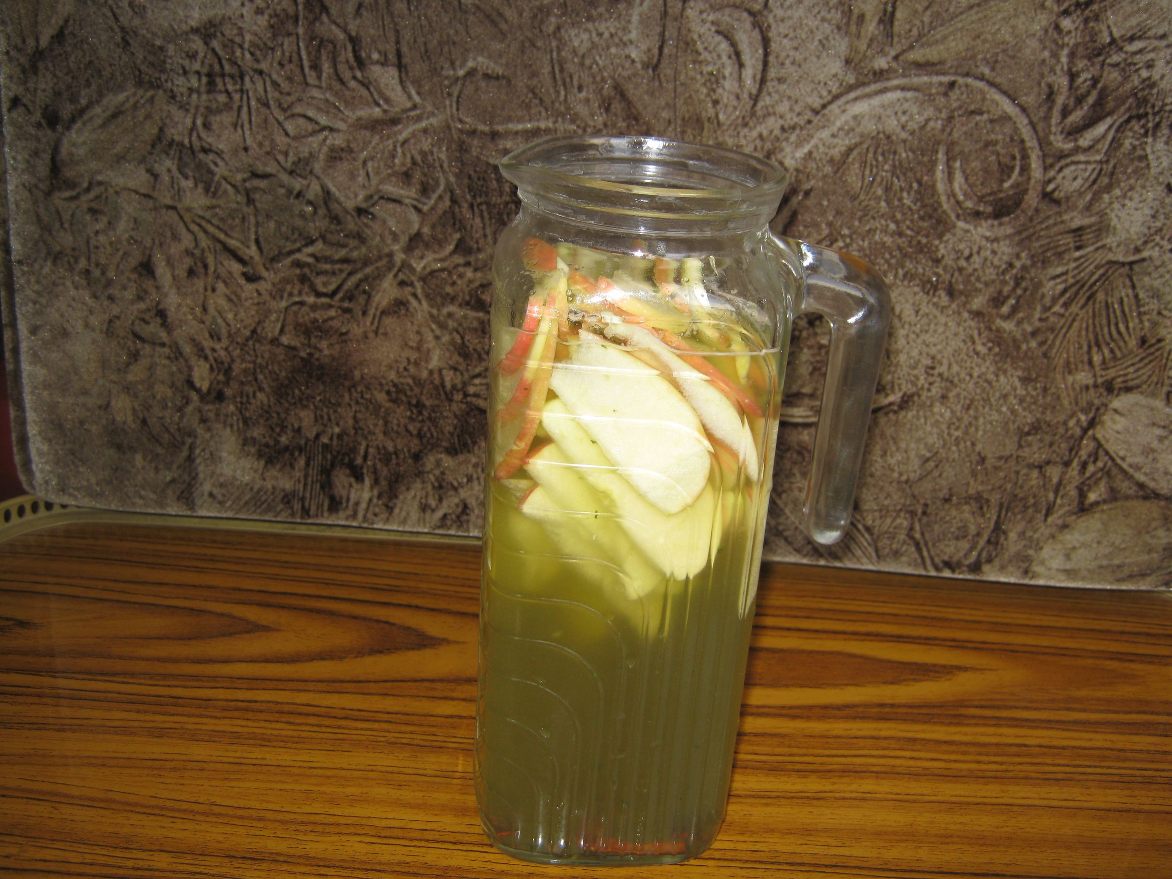 Apple Cinnamon Mint Water 4 Steps Instructables