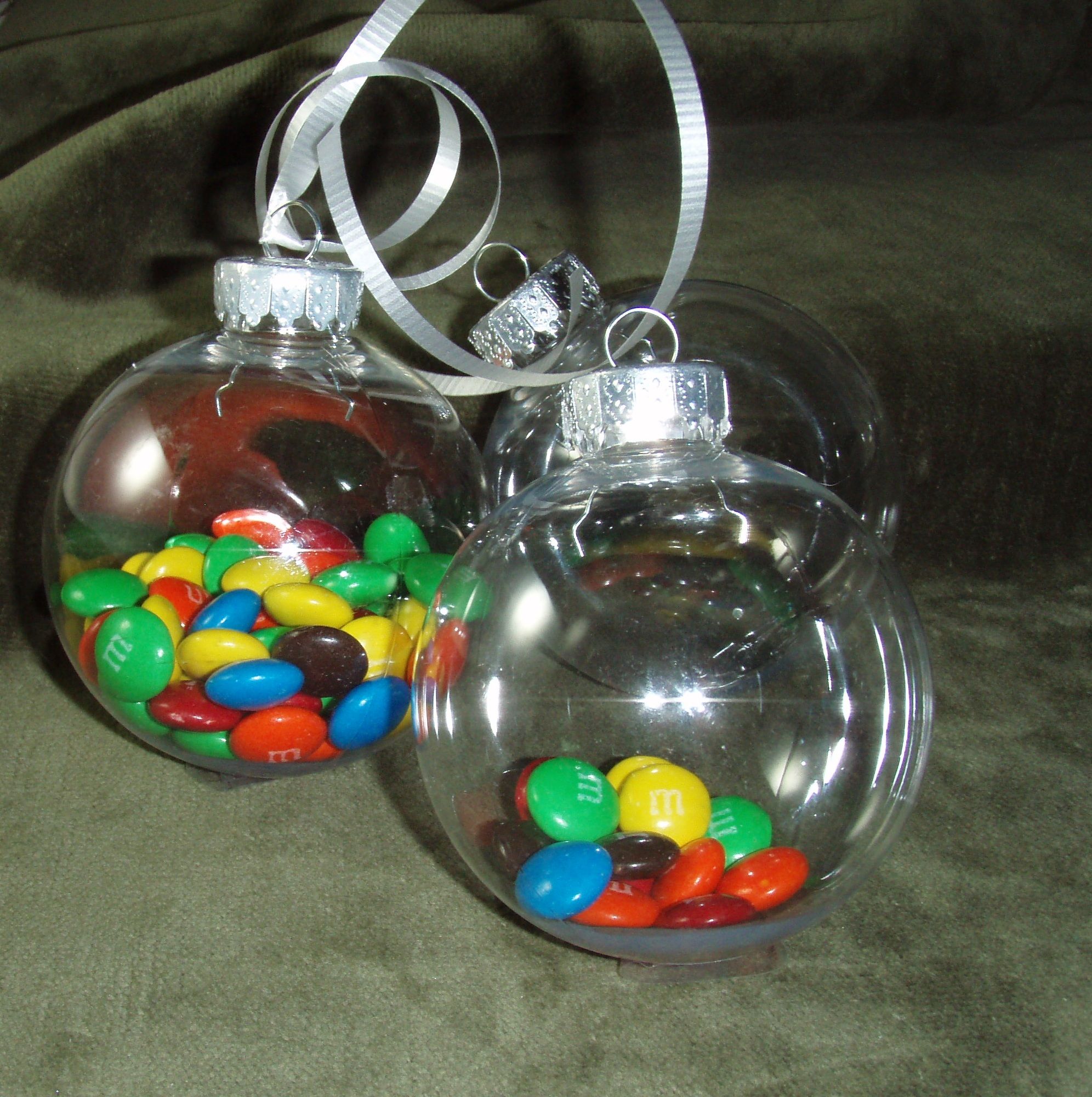 Easy Peasy Ornament Holiday Gifts
