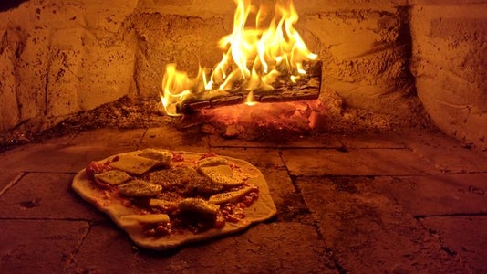 Cooking in a Wood Fired Oven 2 - Pizza and Flatbreads