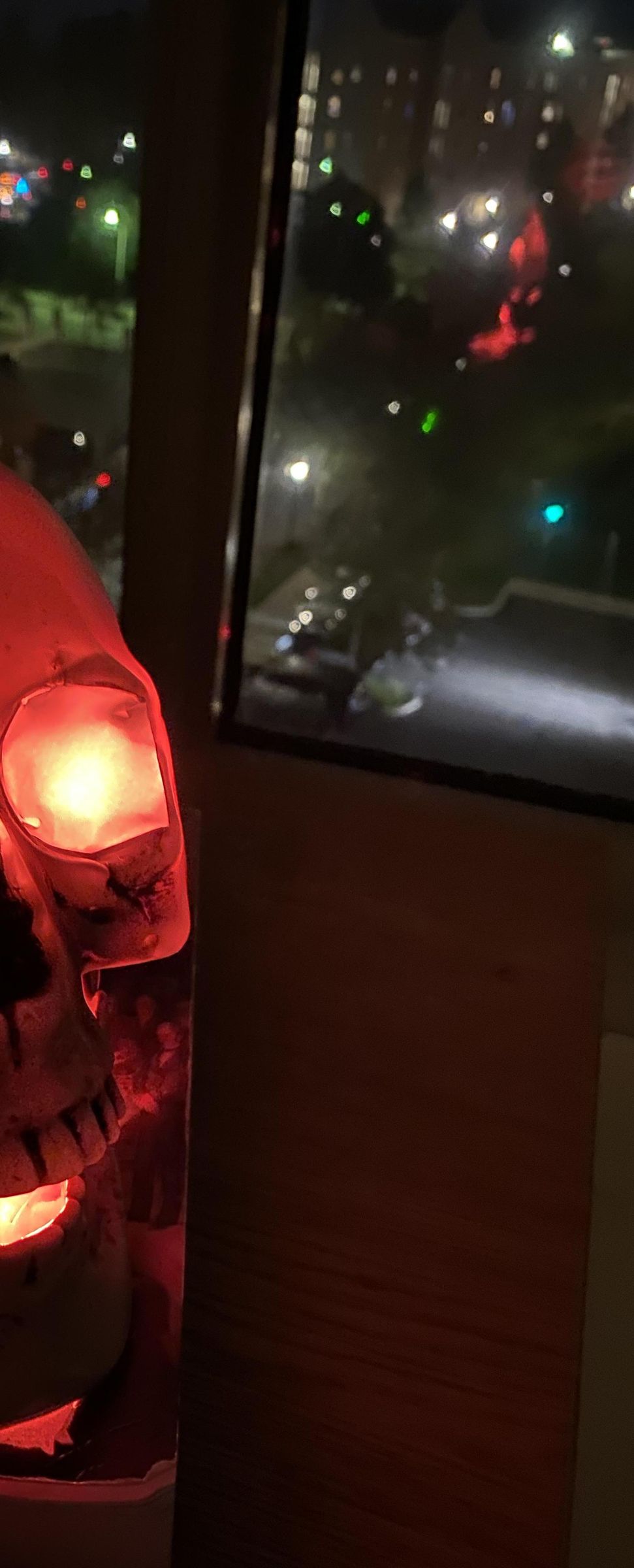 A Talking Skull Halloween Decoration!