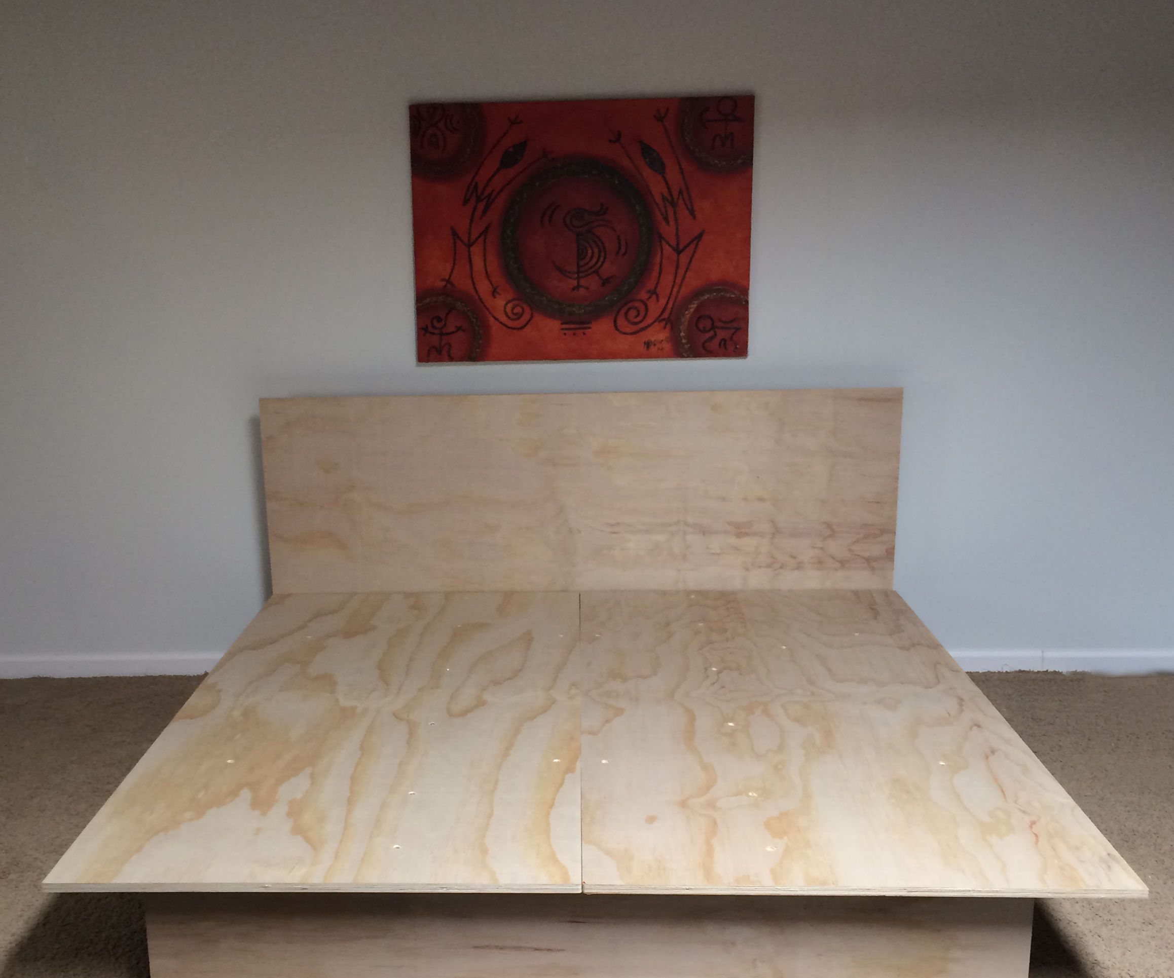 LuxO's EZ King Bed Frame