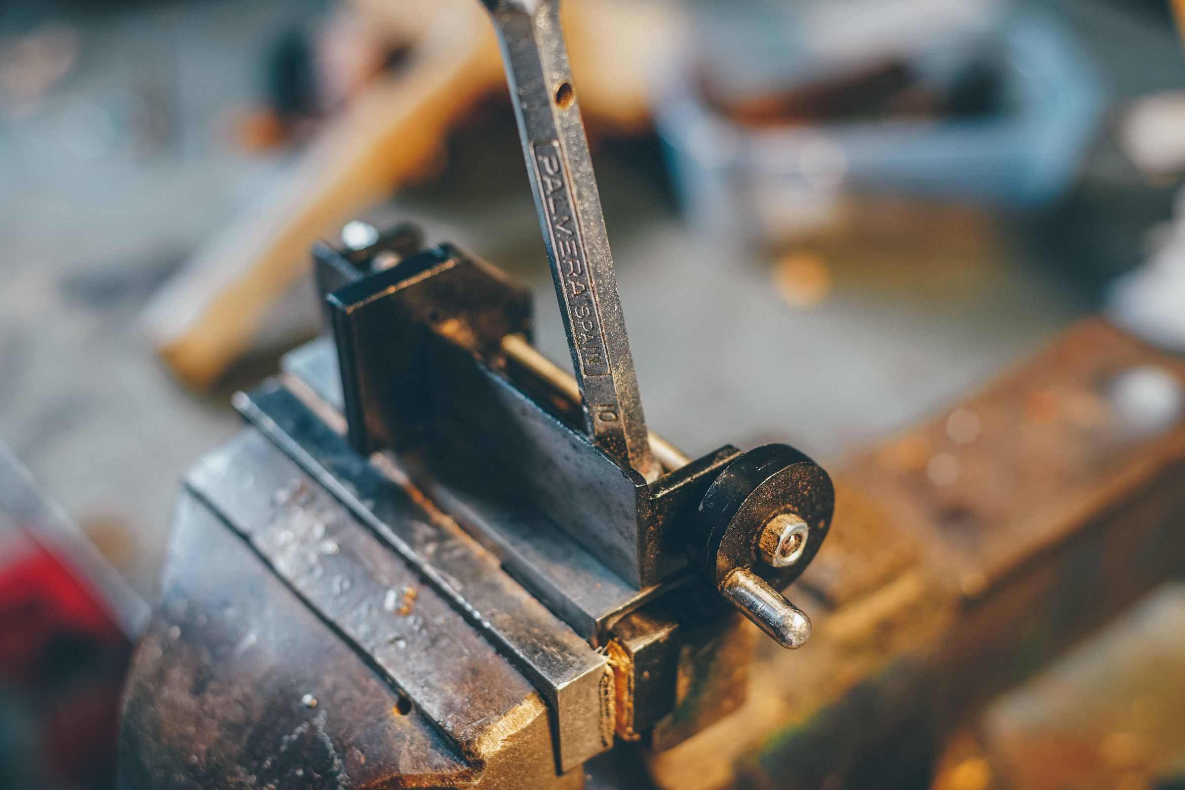 Letter Punch Jig Uniform and Adjustable Spacing Between Letters 7 Steps (with Pictures