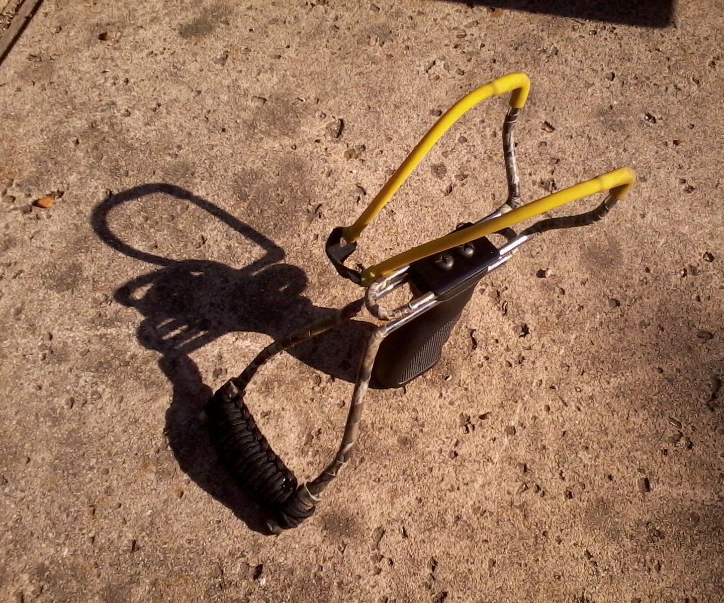 Paracord Wrist Support Band for Slingshot