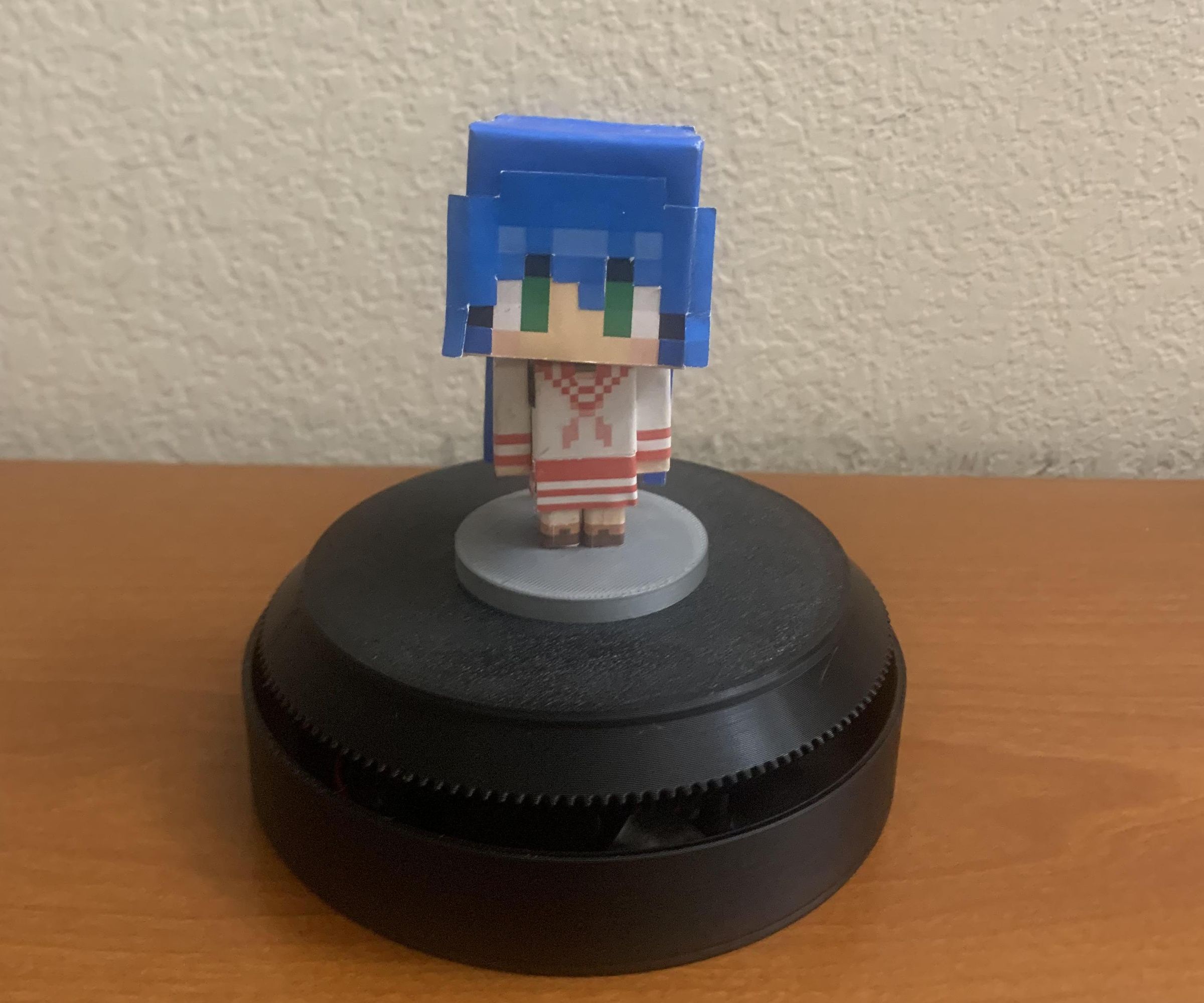 3D Printed Rotating Display