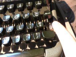 How to Change a Typewriter Ribbon : 8 Steps (with Pictures) - Instructables