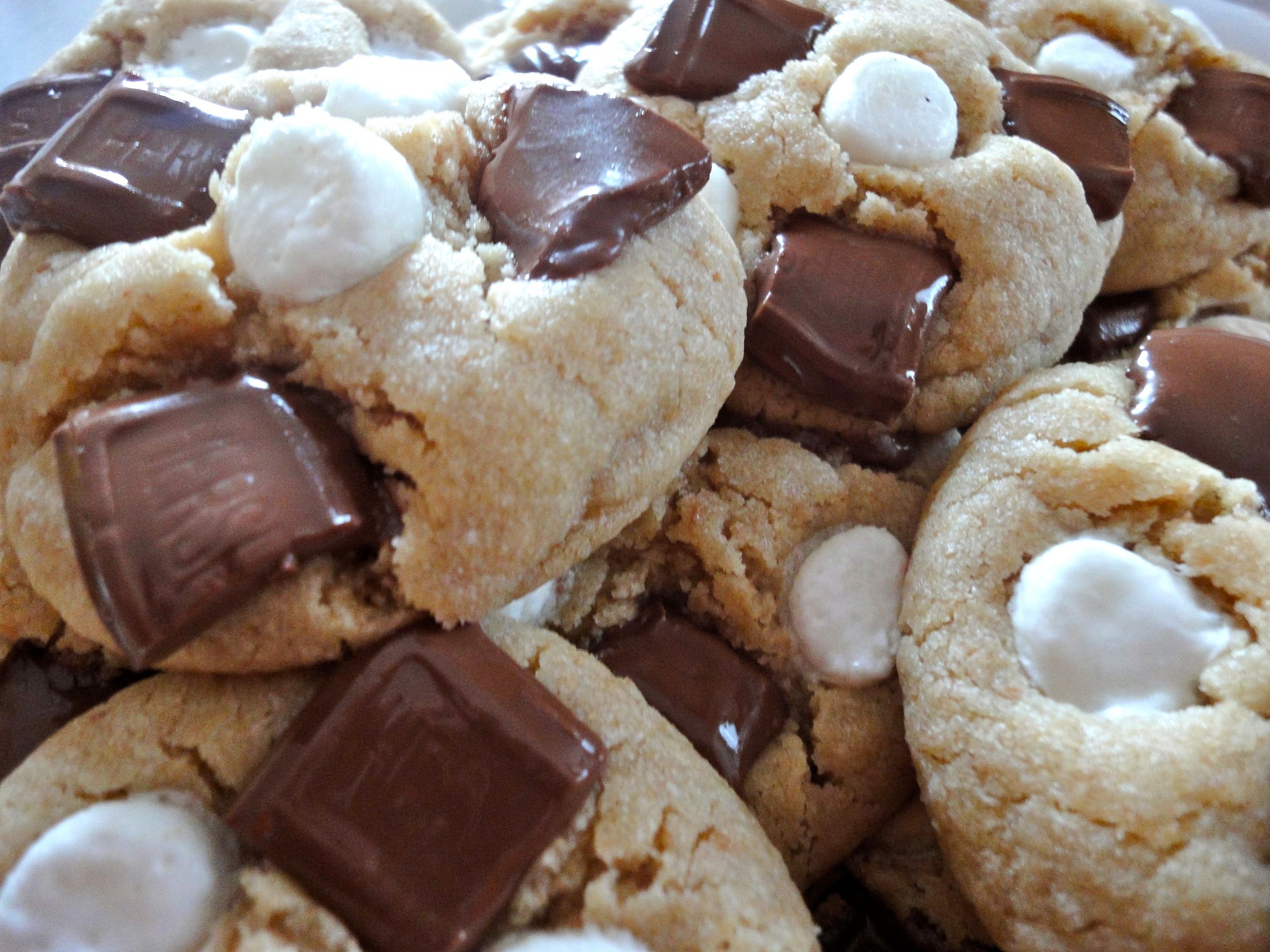 Delicious S'more Cookies