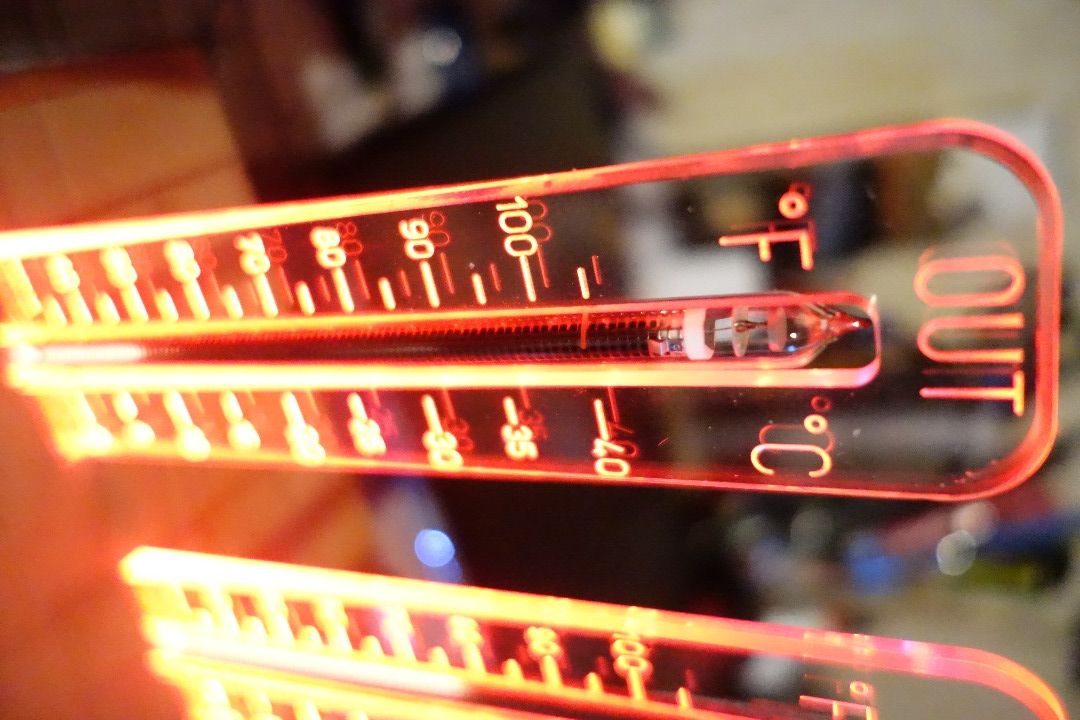 Wireless Nixie Thermometer