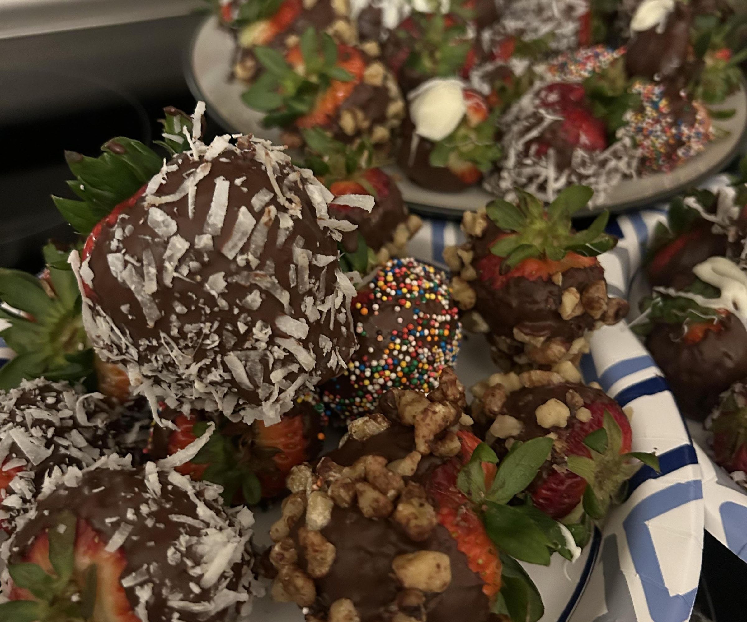 How to Make Chocolate Covered Strawberries