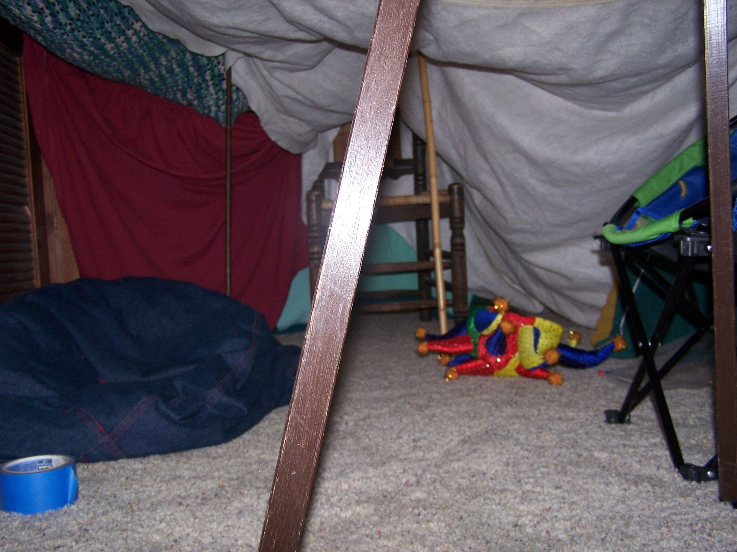 How to Build an Awesme Blanket Fort 7 Steps Instructables