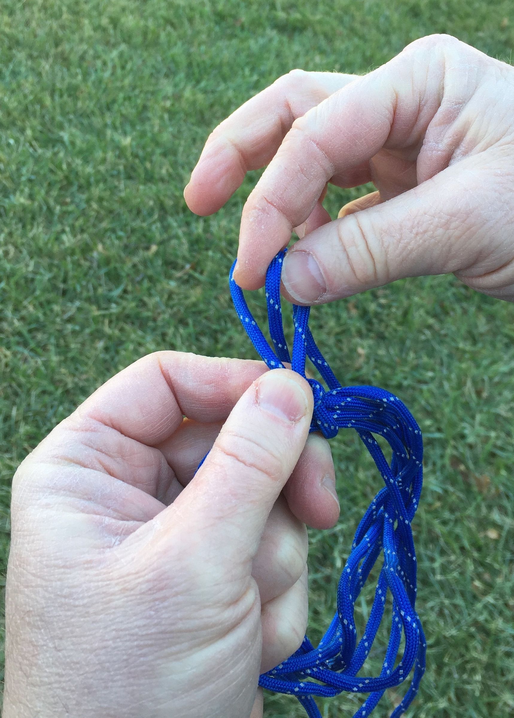 Para (aka 550 or Type III) Cord Donut 5 Steps (with Pictures