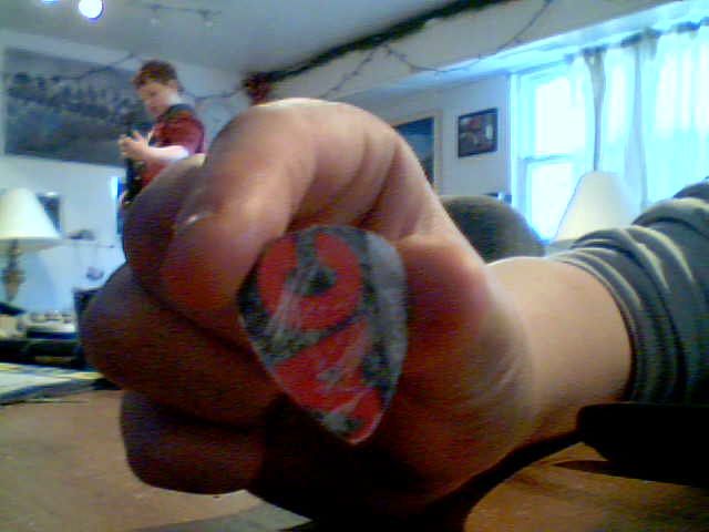 Making a guitar pick out of credt cards