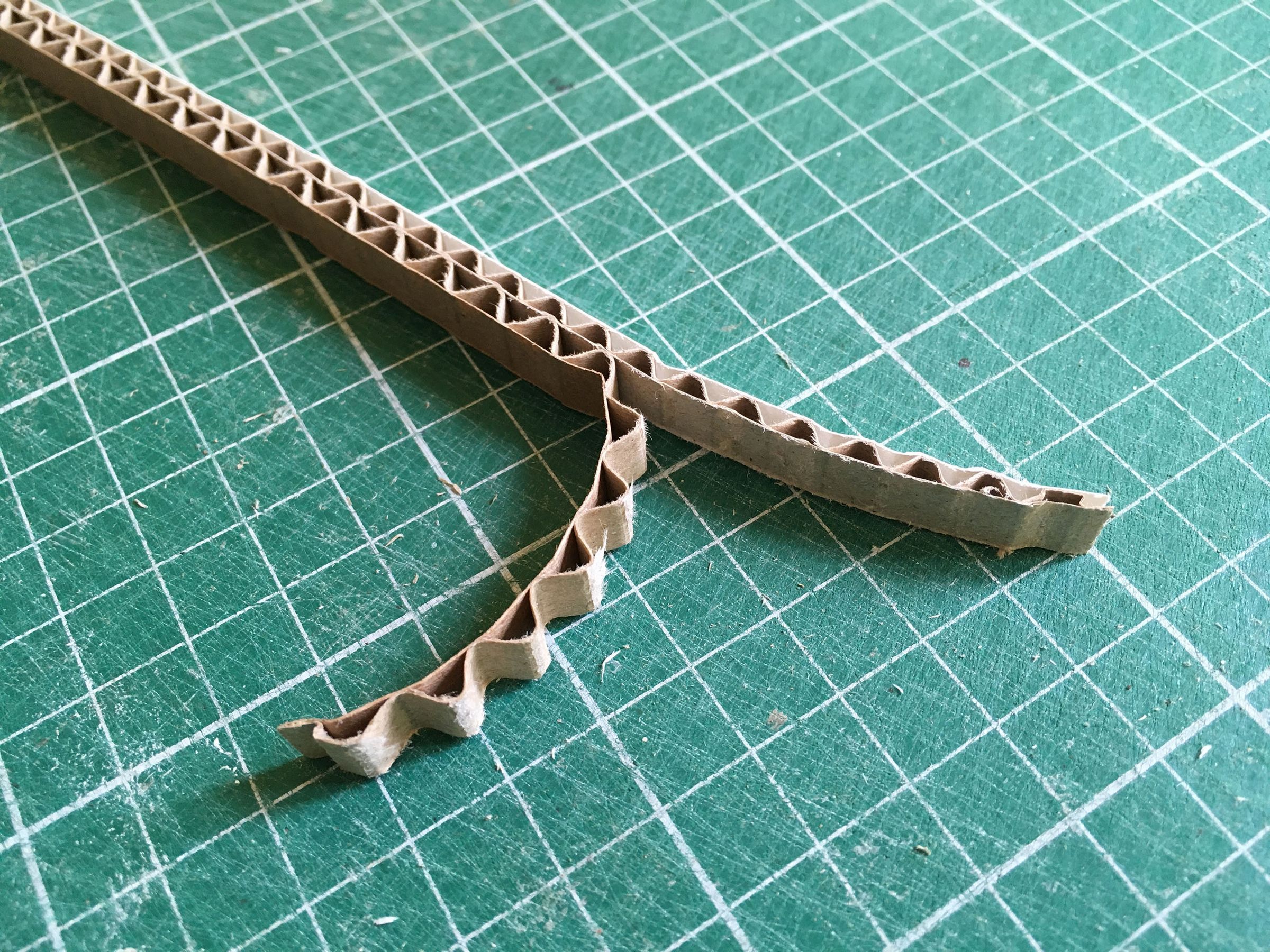 Corrugated Cardboard Lamp 10 Steps (with Pictures) Instructables