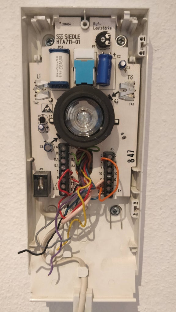 Siedle HTA 711-01 Intercom Smartified : 3 Steps - Instructables