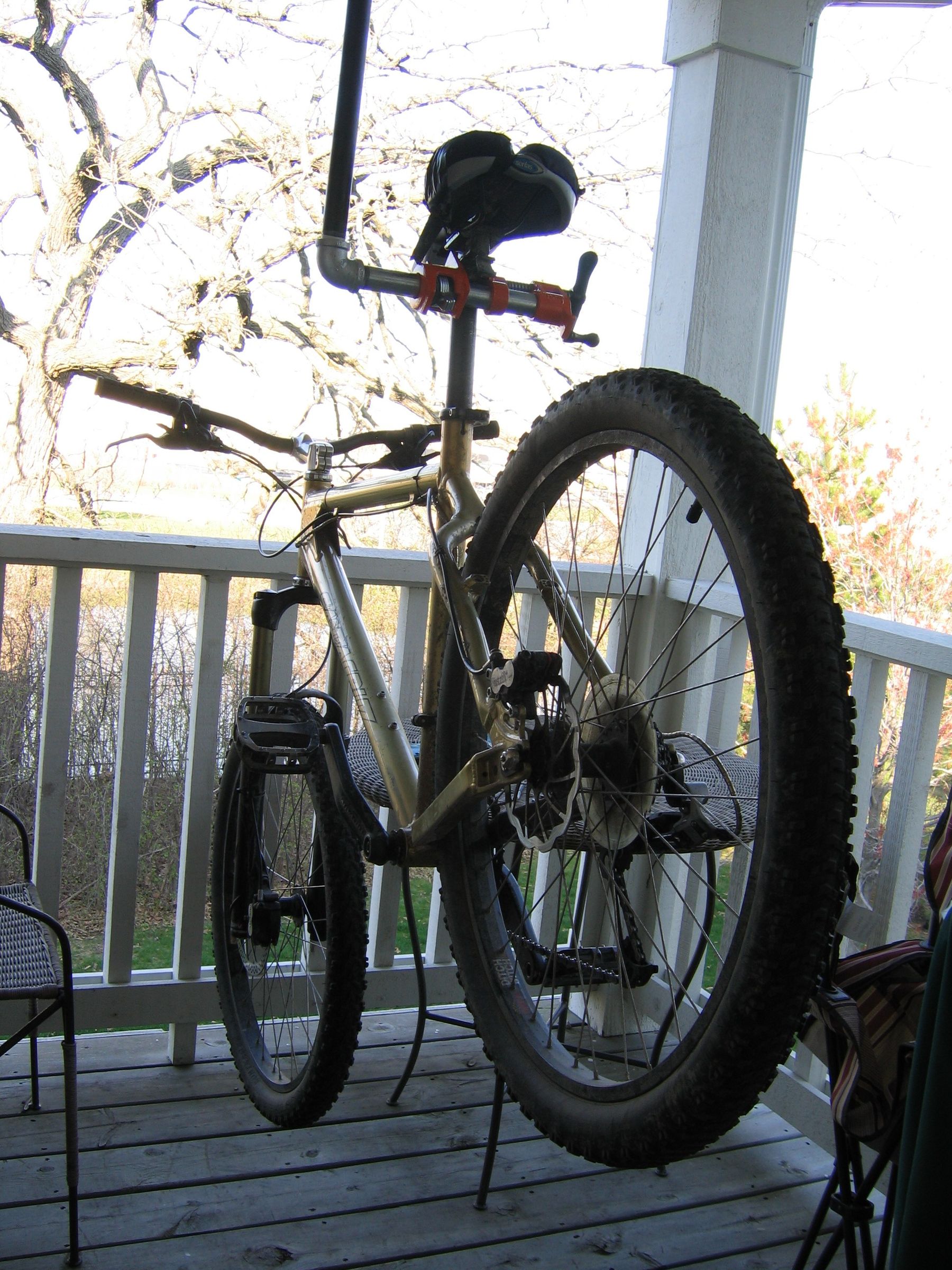 Hanging Bike Work Stand...Perfect for Cramped Places