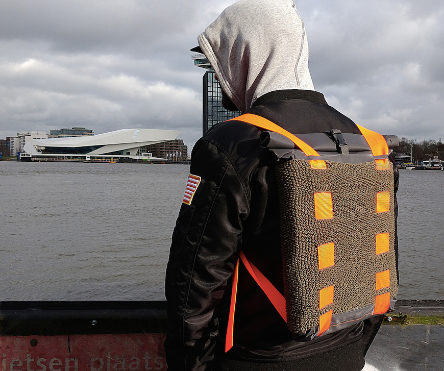 INTERCHANGEABLE DESIGN CITY BACKPACK « CARRY »