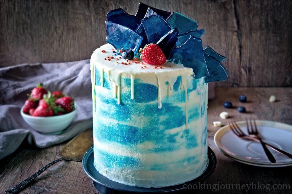 Vanilla Cake With Blue Sprinkles