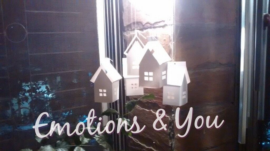 House Box Hanging Lamp