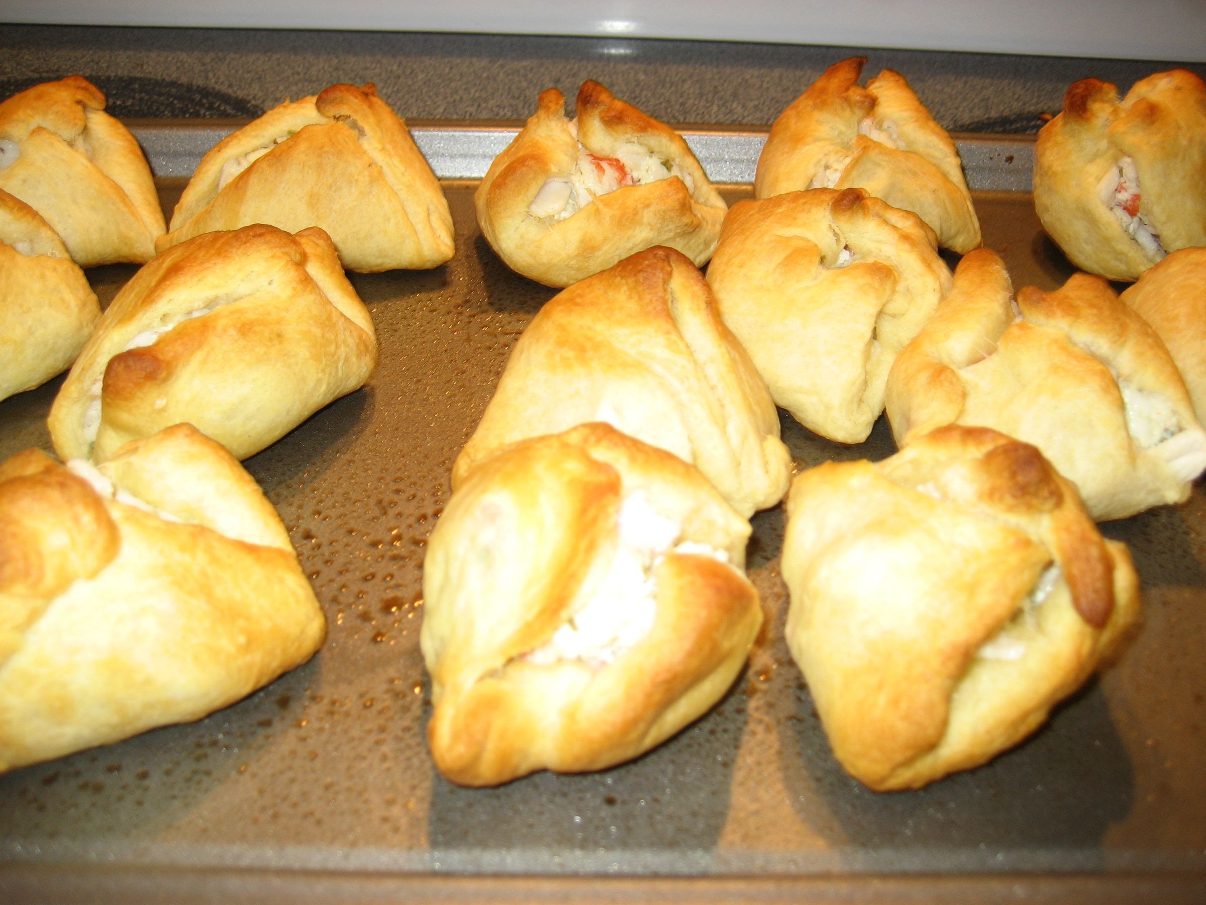 How to Make Delicious Crab and Chicken Rolls