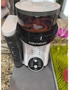 How to Clean a Baby Brezza for Storage 
