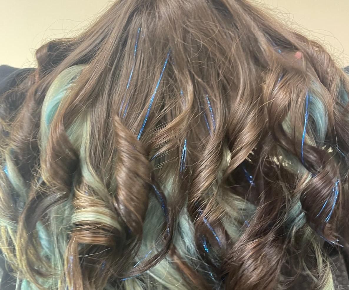 How to Do Straightener Curls