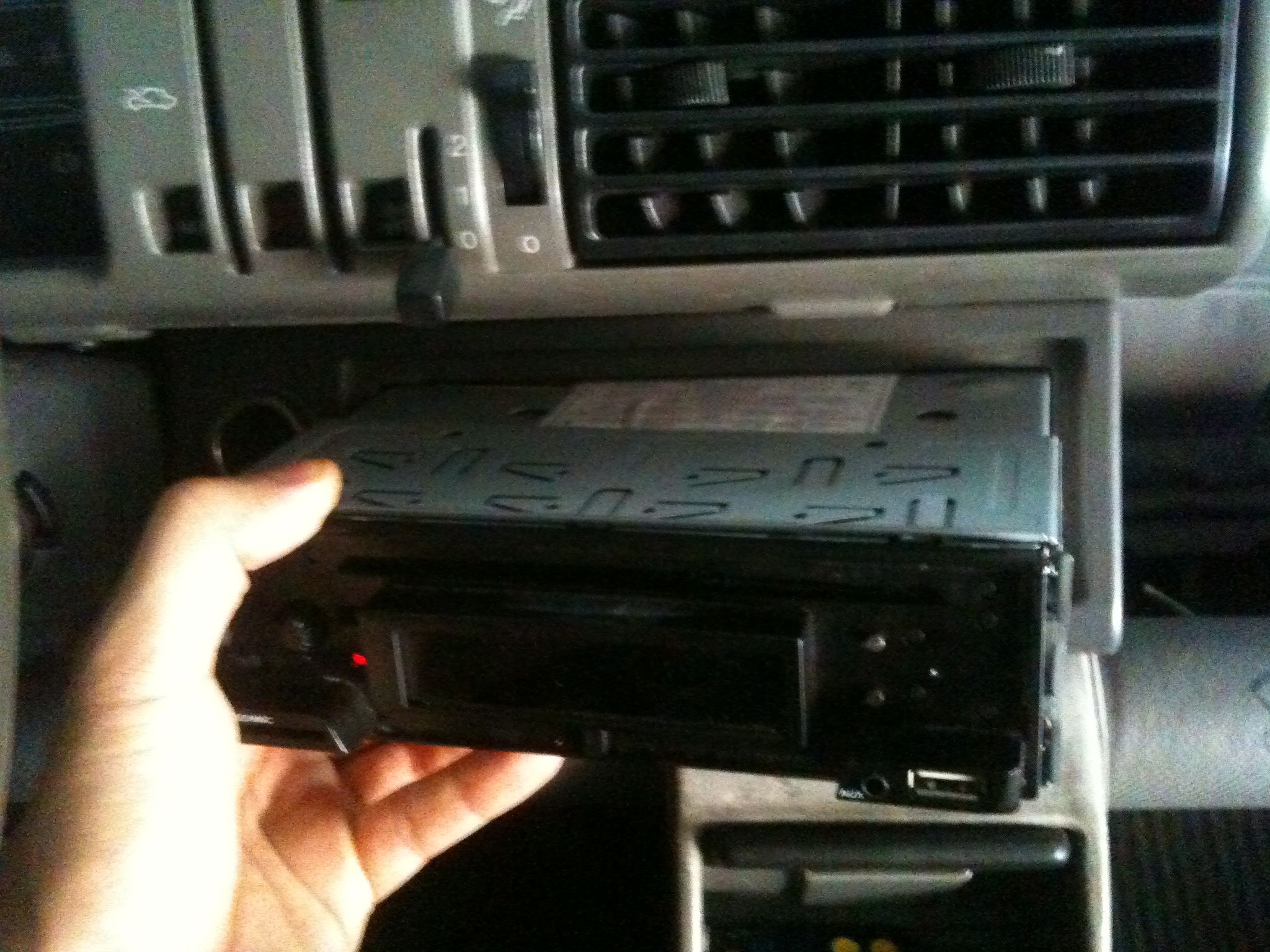 Add Bluetooth to Your Old CarHifi 7 Steps (with Pictures) Instructables