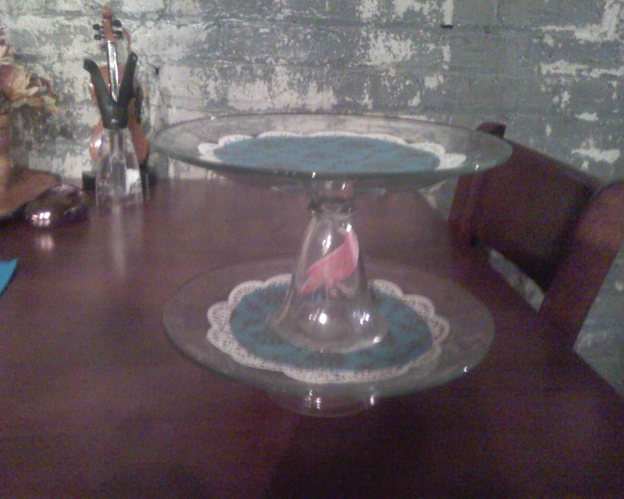 $6 DIY Glass Two Tier Cupcake/cake Stand