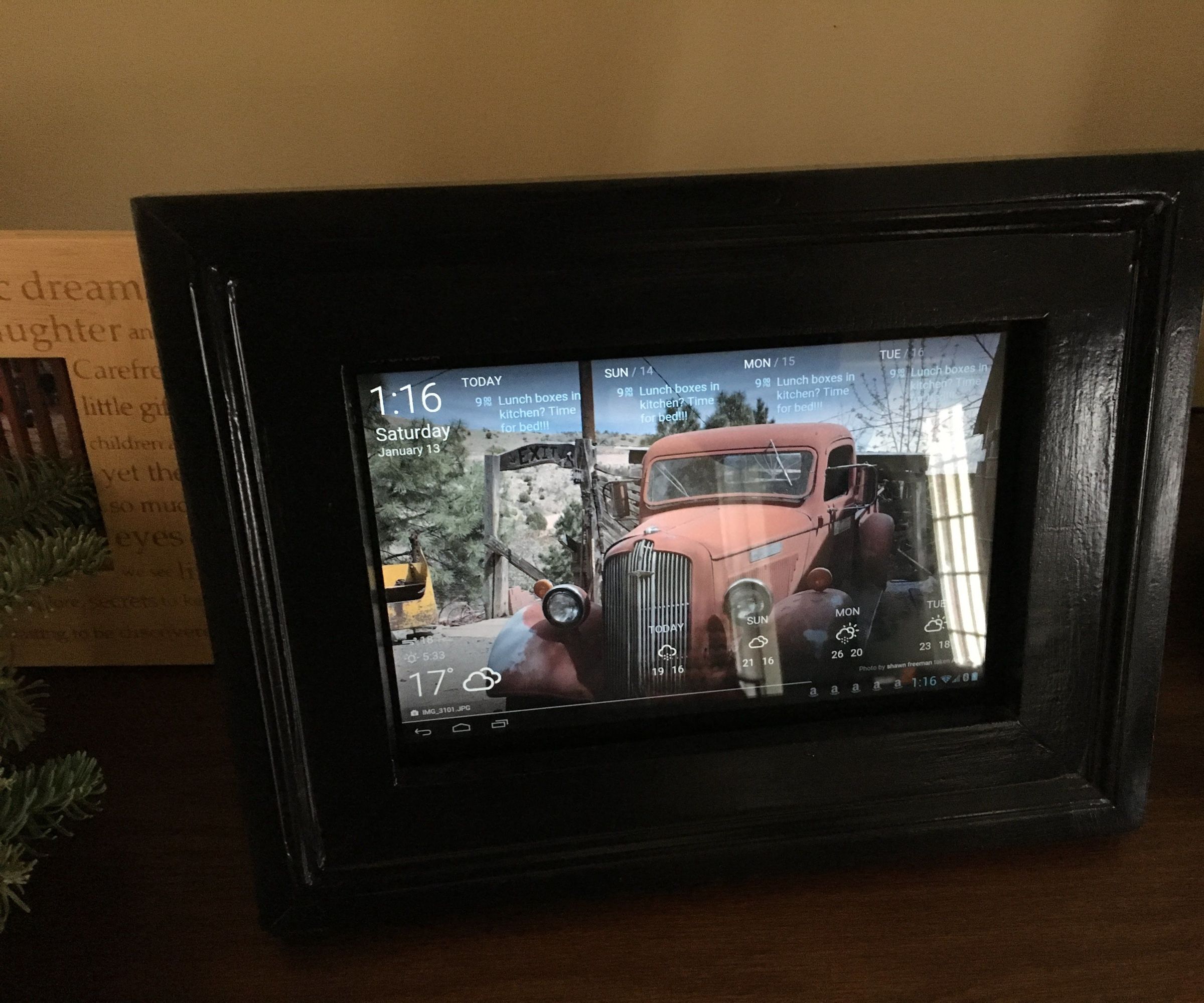 Smart Picture Frame