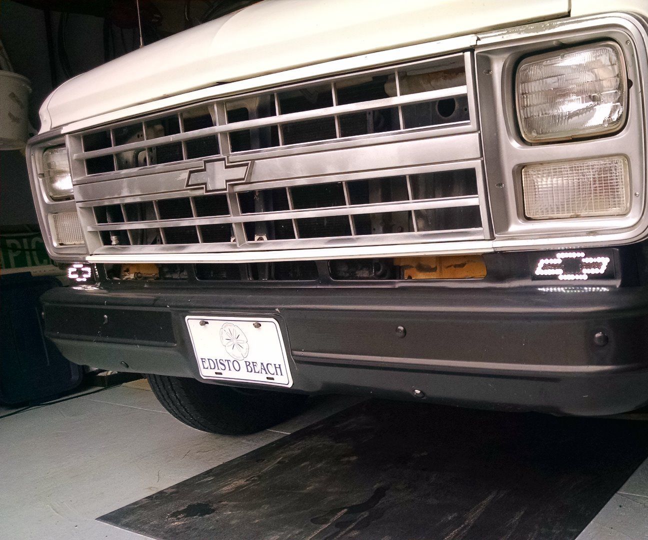 Vehicle RUNNING LIGHTS