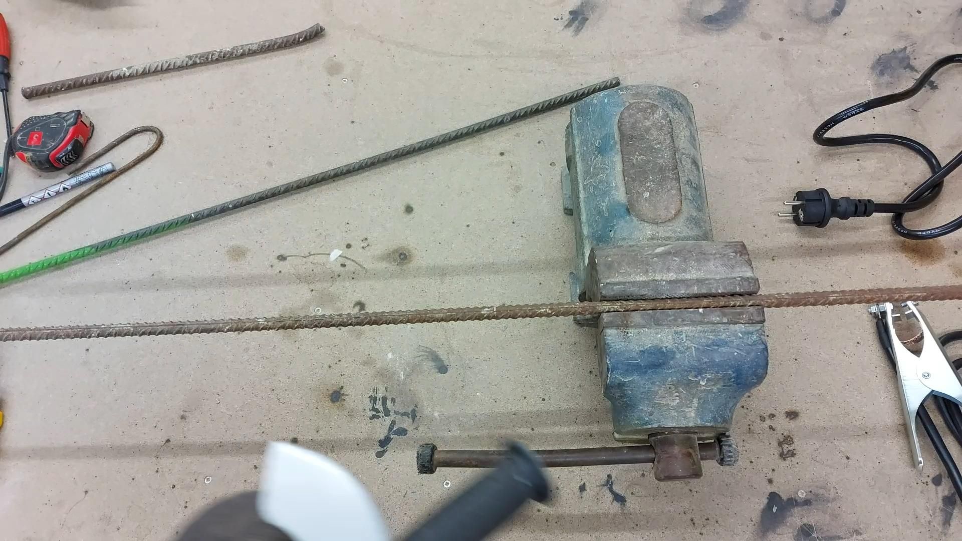 Grappling Hook From Construction Rebar 4 Steps (with Pictures) Instructables