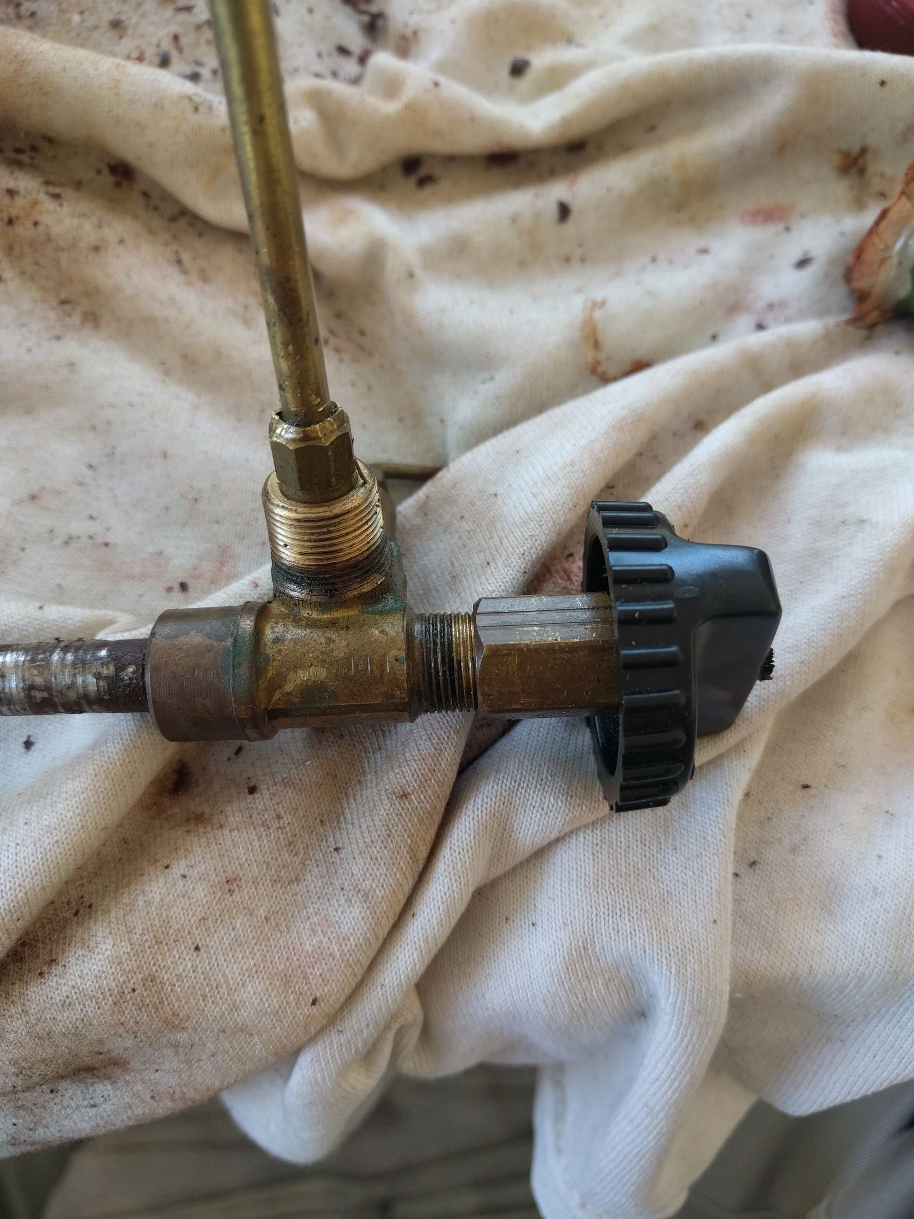Coleman Stove (tank/valves) Refurbished 4 Steps (with Pictures