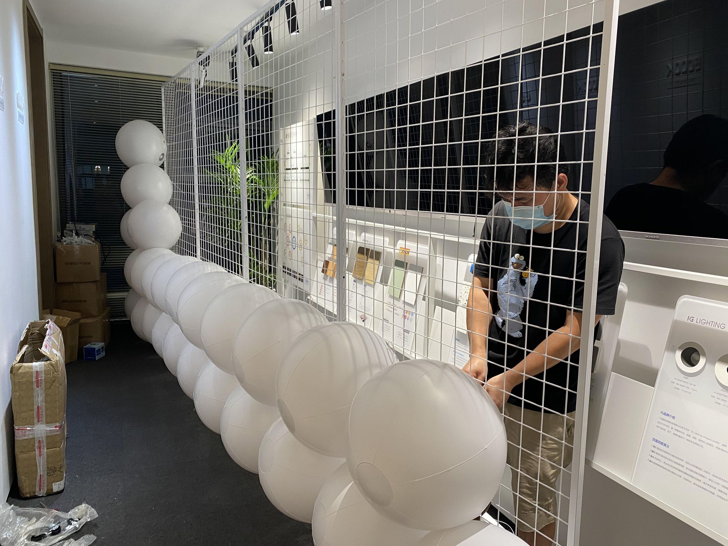Gently Pat a Balloon and Set Off a ‘light’ 5 Steps Instructables