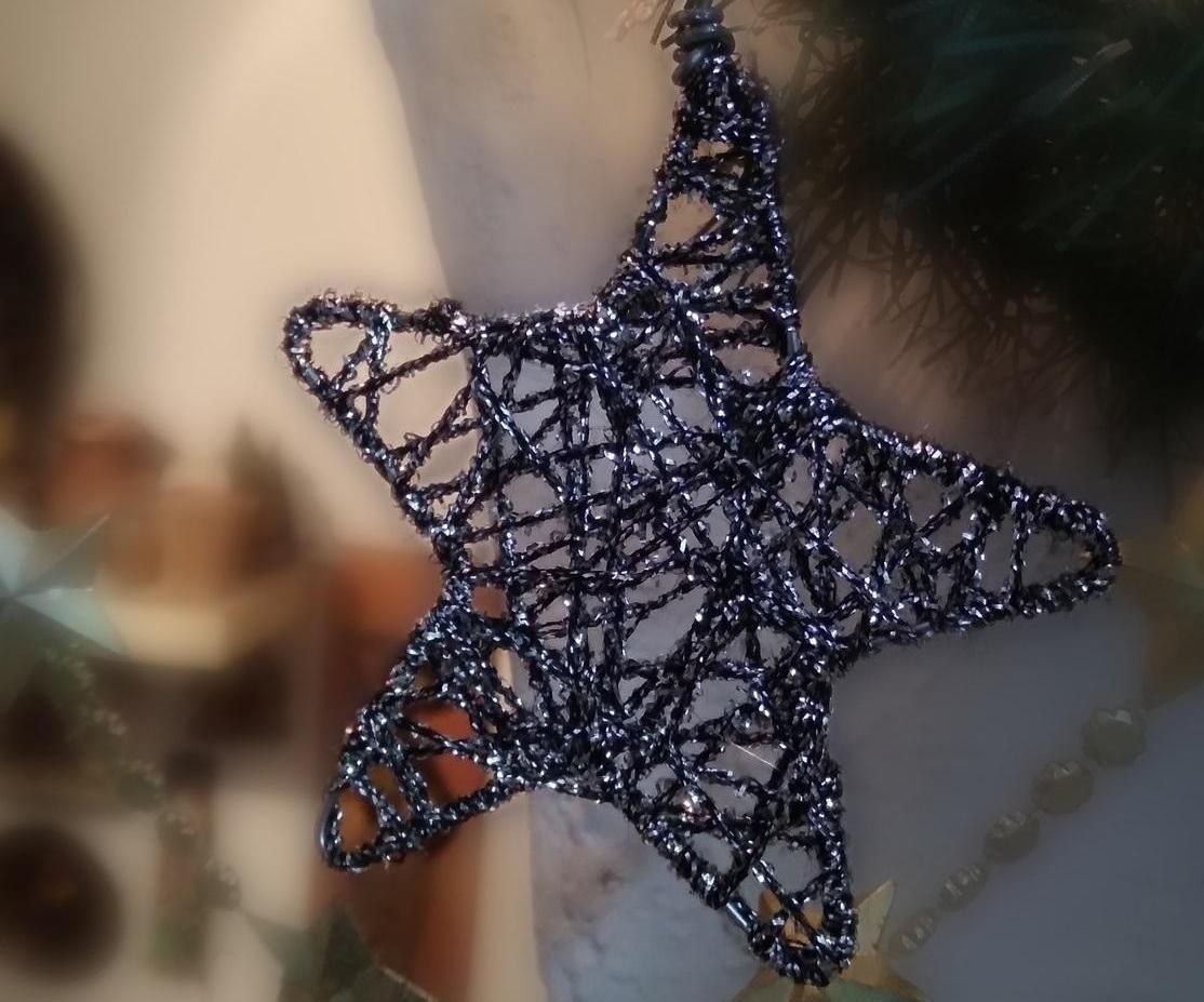 Tree Ornaments With Threads and Wire