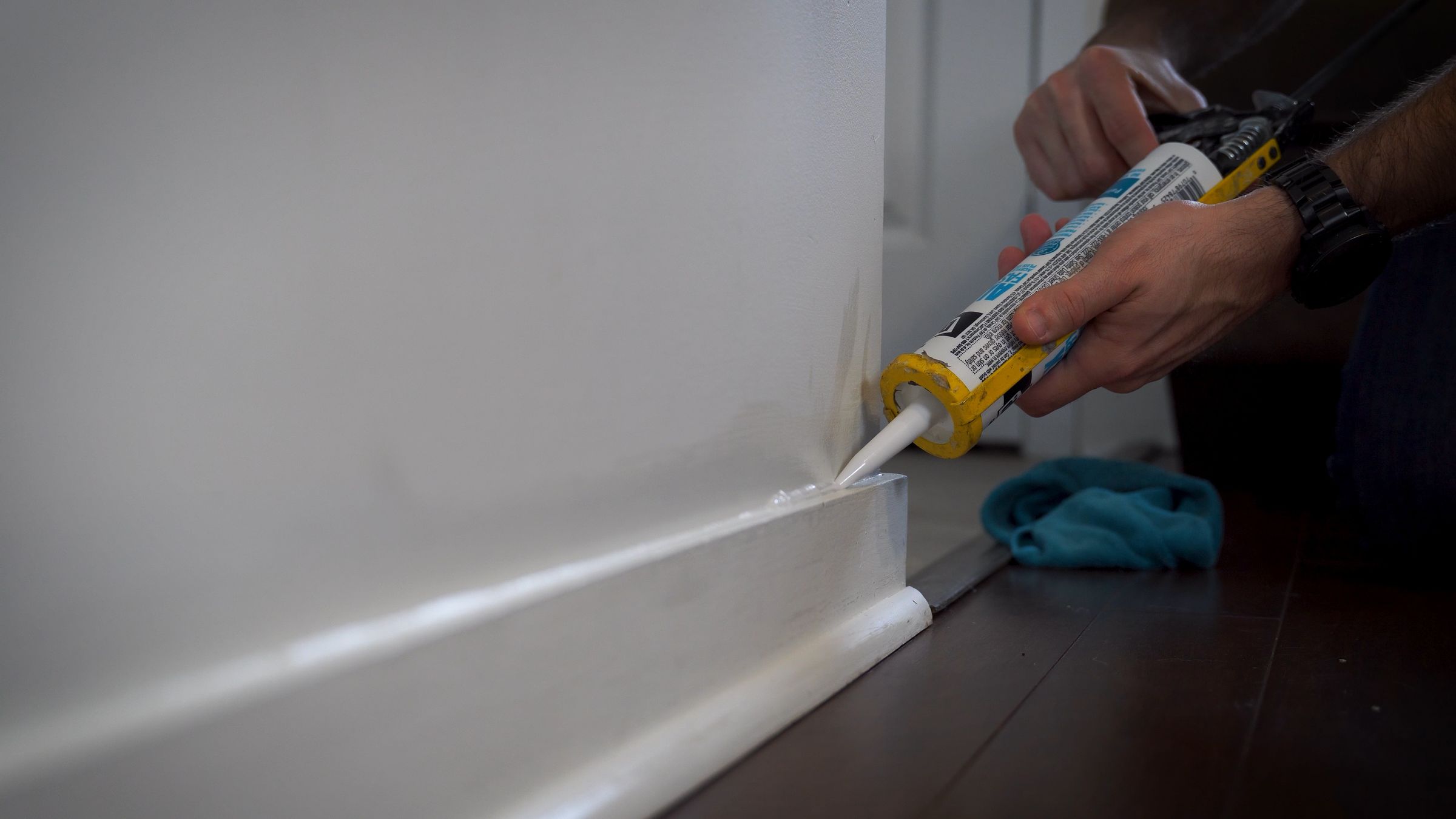 Cheap Fix for Small Cracks in Your Baseboard and Trim 9 Steps
