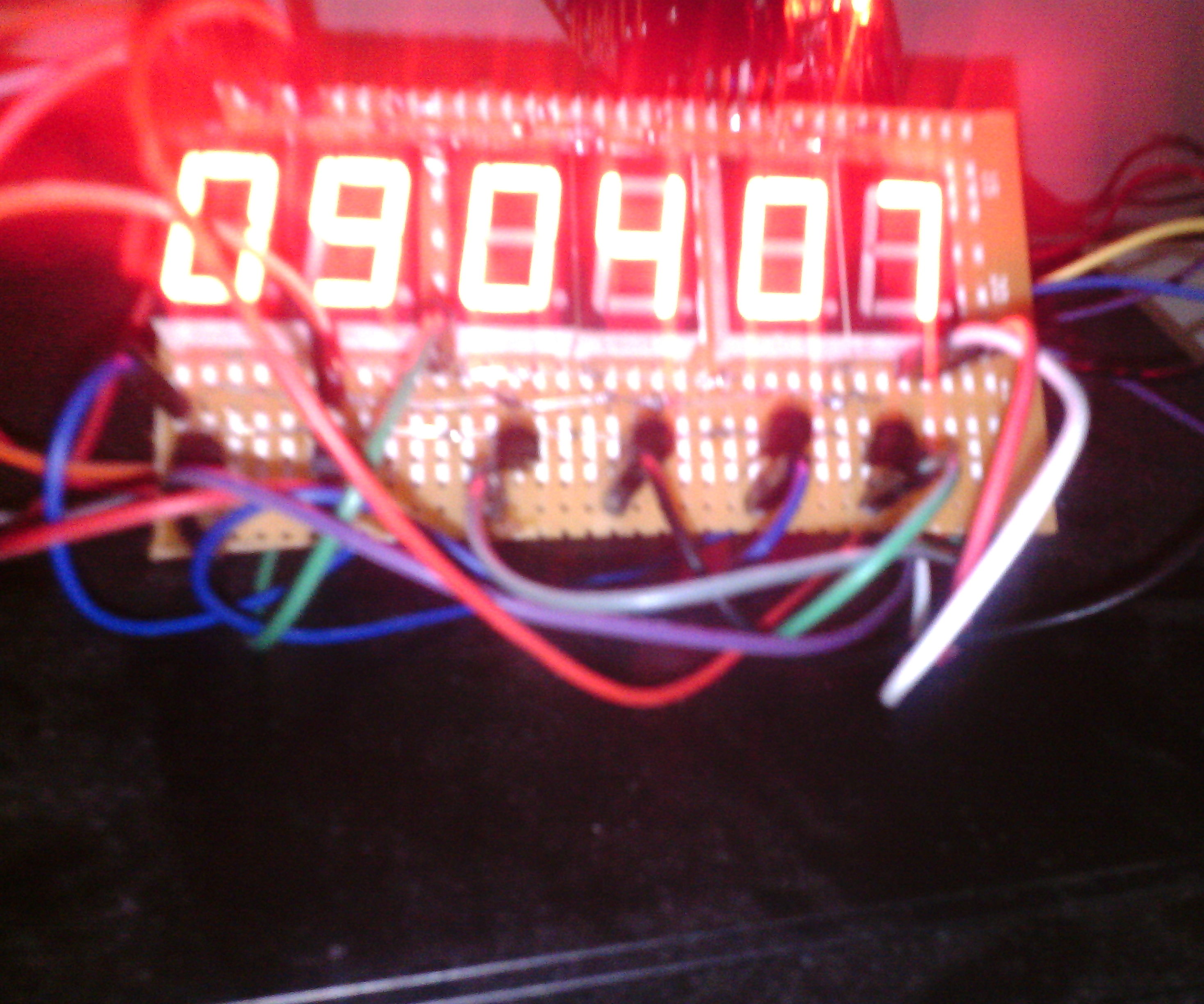 2cm height 7 Segments 6 Digits AVR Clock  with 4 digits thermometer 