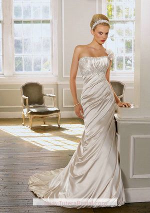 How to Choose Wedding Dresses